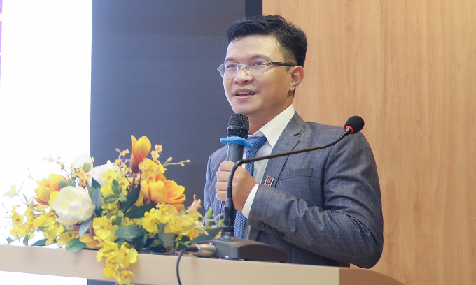 2c9a2681-jpg-1753700193-175370-3555-9009-1753709575 PGS.TS. Lê Hoàng Anh tóm tắt nghiên cứu tại hội thảo sáng 28/7. Ảnh: HUB