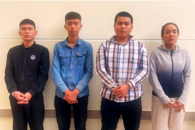 4-nguoi-bi-bat-1751462004-6144-1751464216-1 Bốn người bị bắt. Ảnh: Công an cung cấp