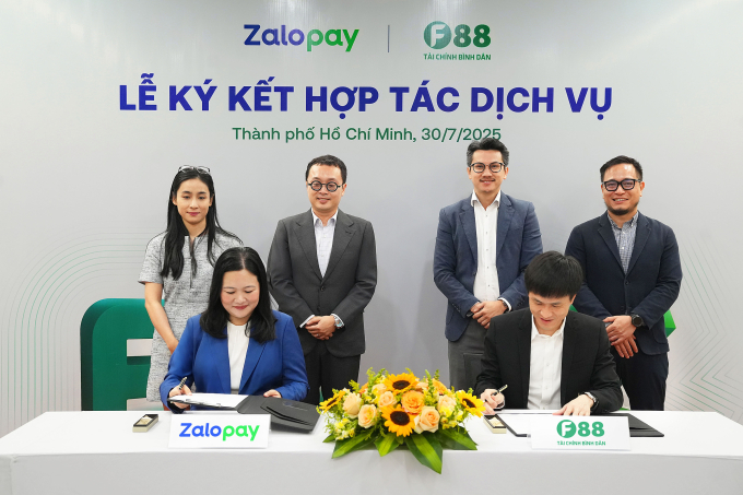 anh-1-1753959988-1753960202-5756-1753960234 Đại diện hai doanh nghiệp ký hợp tác ngày 30/7. Ảnh: F88