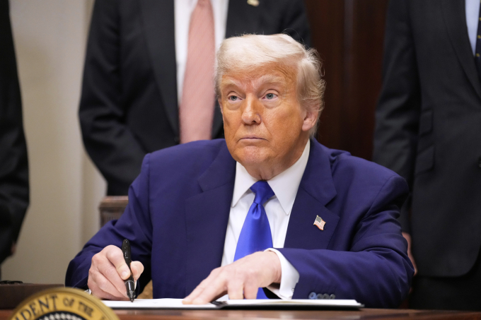 ap25132547691207-7554-1752058650 Tổng thống Mỹ Donald Trump tại Nhà Trắng hôm 12/5. Ảnh: AP