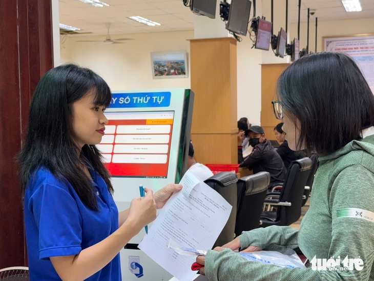 base64-1751685390316905524974 Thanh niên Đắk Lắk lập 102 tổ 'phản ứng nhanh' giúp dân làm thủ tục nhanh, gọn- Ảnh 3.