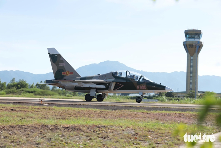 base64-17527480399921962142674 máy bay Yak-130 - Ảnh 2.