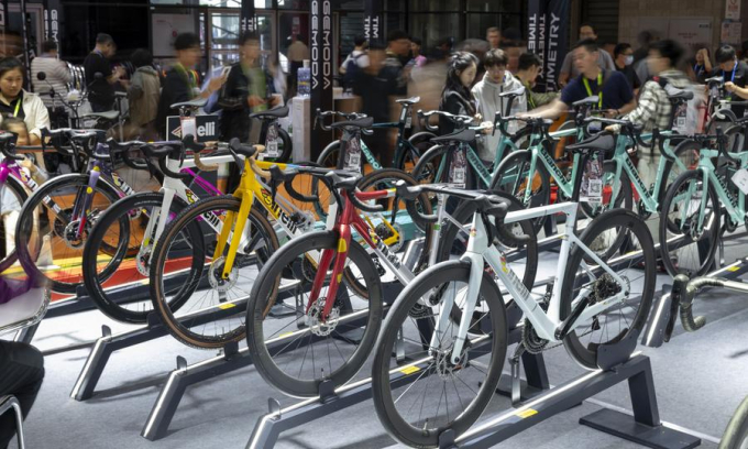 bicycle-1-1753086580-3346-1753087380 Xe đạp trưng bày tại Hội chợ xe đạp quốc tế Trung Quốc diễn ra tại Thượng Hải, hồi tháng 5. Ảnh: Xinhua