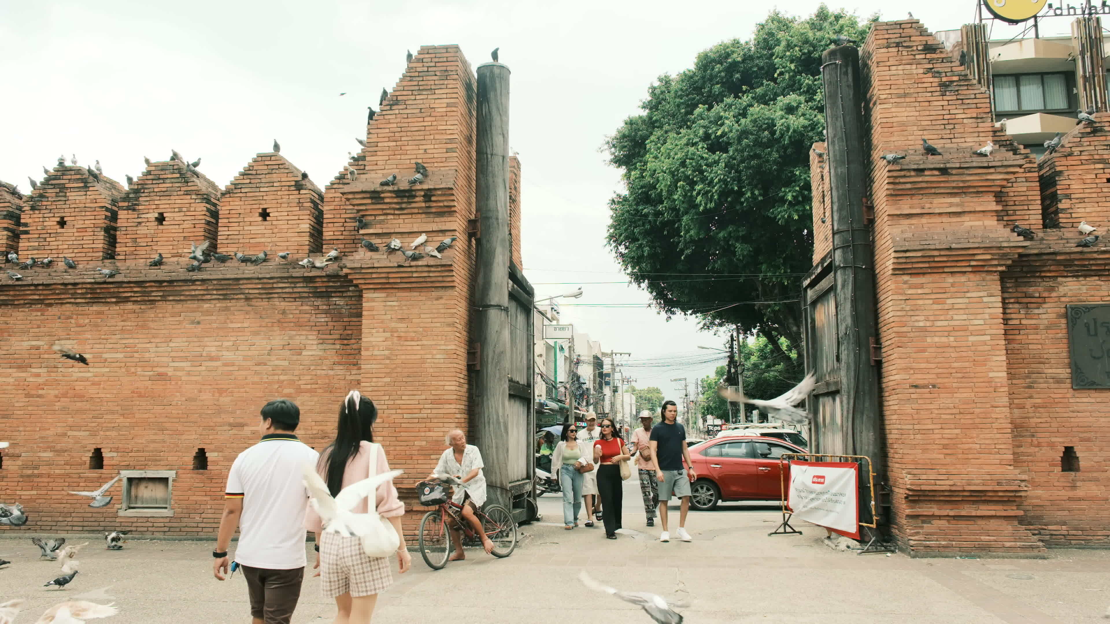 cong-vao-pho-co-o-chiang-mai-1753274453 Cổng vào phố cổ ở Chiang Mai