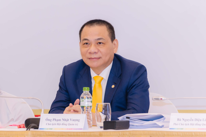 dna-0119-2-1751744708-4009-1751744716 Ông Phạm Nhật Vượng, Chủ tịch HĐQT Vingroup, tại phiên họp thường niên của tập đoàn hôm 25/4. Ảnh: VIC.