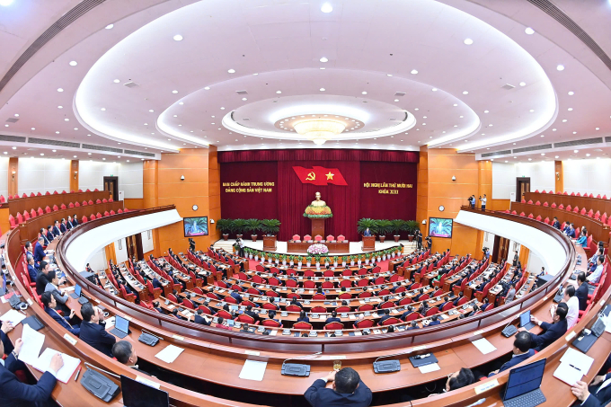 e8b89ae6644ed2108b5f-175378382-5126-4154-1753784296 Phiên bế mạc hội nghị Trung ương 12 khóa 13, chiều 19/7. Ảnh: Nhật Bắc