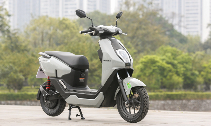 honda-icon-e-2025-8357-jpg-174-4160-7889-1752636641 ICON e:, mẫu xe máy điện đầu tiên của Honda mở bán tại Việt Nam. Ảnh: Lương Dũng