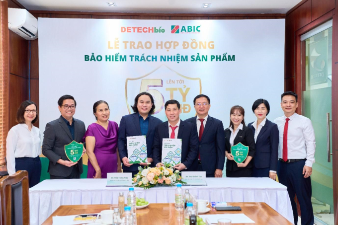 image-extractword-0-out-4952-1-2277-2527-1751979347 Detech Bio và ABIC trao hợp đồng bảo hiểm trách nhiệm sản phẩm tại trụ sở Tập đoàn Detech.