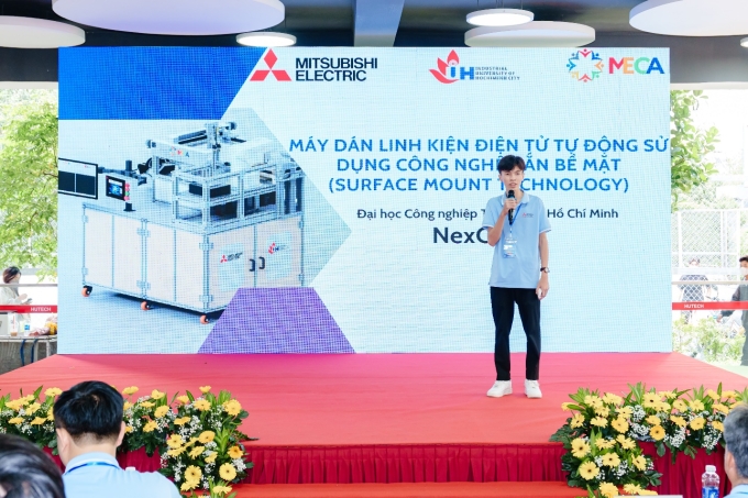 image005-1752486758-1154-1752486855 Đội NexCore từ IUH giành giải Nhất với đề tài Máy dán linh kiện điện tử tự động sử dụng công nghệ gắn bề mặt - Surface Mount Technology. Ảnh: MECA 2025