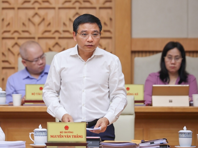 img6950-1751529111167187009095-7874-6182-1751535904 Bộ trưởng Tài chính Nguyễn Văn Thắng phát biểu tại họp Chính phủ, ngày 3/7. Ảnh: VGP