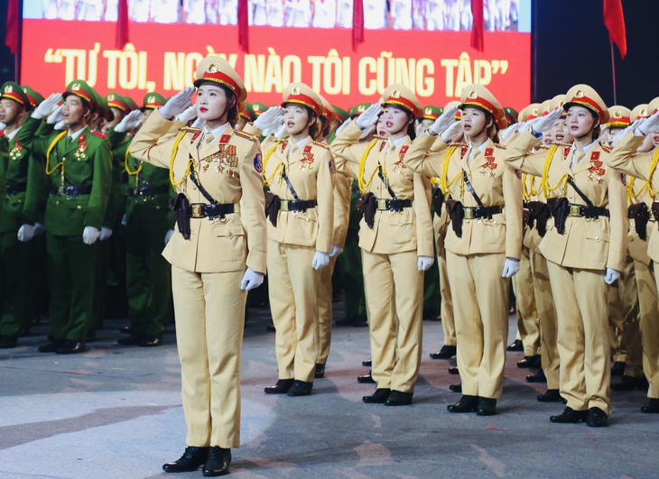 img8756-17535458115301646082626 Đại hội khỏe - Ảnh 8.