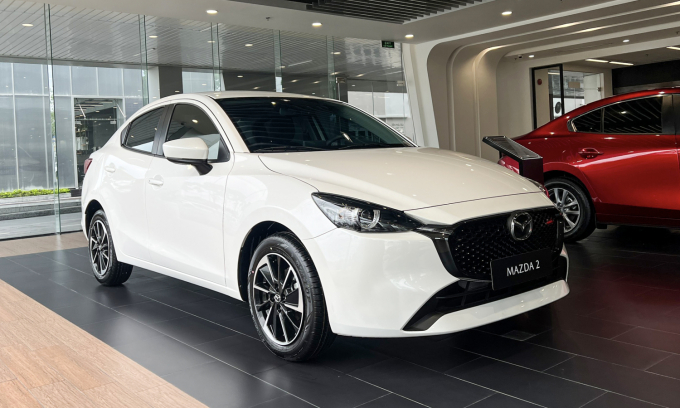mazda22023vnejpg-1696216023-17-2211-1913-1751476800 Mazda2 tại một đại lý ở TP HCM. Ảnh: Phạm Trung
