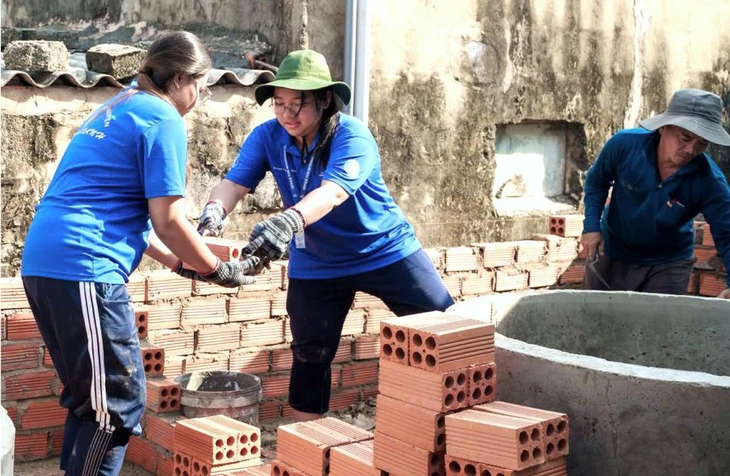mua-he-xanh-1753412757966714467811 tình nguyện - Ảnh 1.
