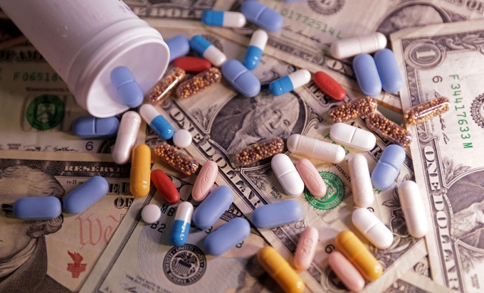 pharma-tariff-1752225939-3368-1752226103 [Mỹ bắt đầu điều tra dược phẩm nhập khẩu để đánh giá khả năng áp thuế. Ảnh: Reuters