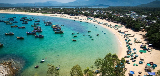 photo-1-1571563527363201782229-8679-5544-1751617448 Phan Thiết nổi tiếng với biển xanh, cát trắng và đồi cát rộng thênh thang như sa mạc. Ảnh: Viet Vision Travel