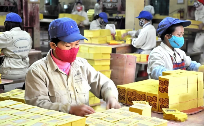 photo-3-1701934870358594992468-6514-2664-1753174341 Hoạt động sản xuất giấy vàng mã tại Yfatuf. Ảnh: CAP