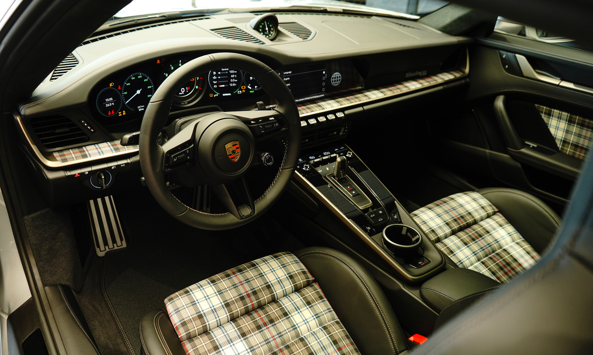 porsche-911-turbo-vnexpress-vnexpress6-1753413038