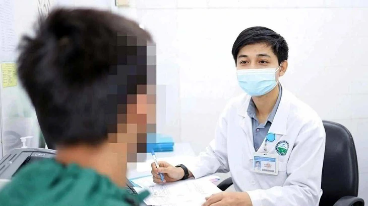 sk-benh-nhan-den-kham-benh-tai-bv-da-lieu-read-only-17539224926181278141274 chất cấm - Ảnh 1.