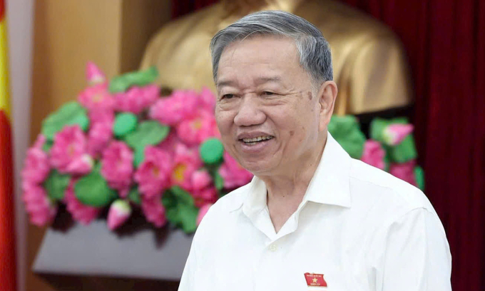 tbt-to-la-m-1751456203-6711-17-5791-1980-1751459606 Tổng Bí thư Tô Lâm phát biểu tại buổi tiếp xúc cử tri chiều 2/7. Ảnh: Hoàng Phong