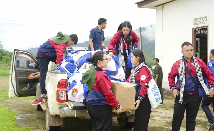 tntn6-17511615102001440125072 sự cô đơn - Ảnh 2.