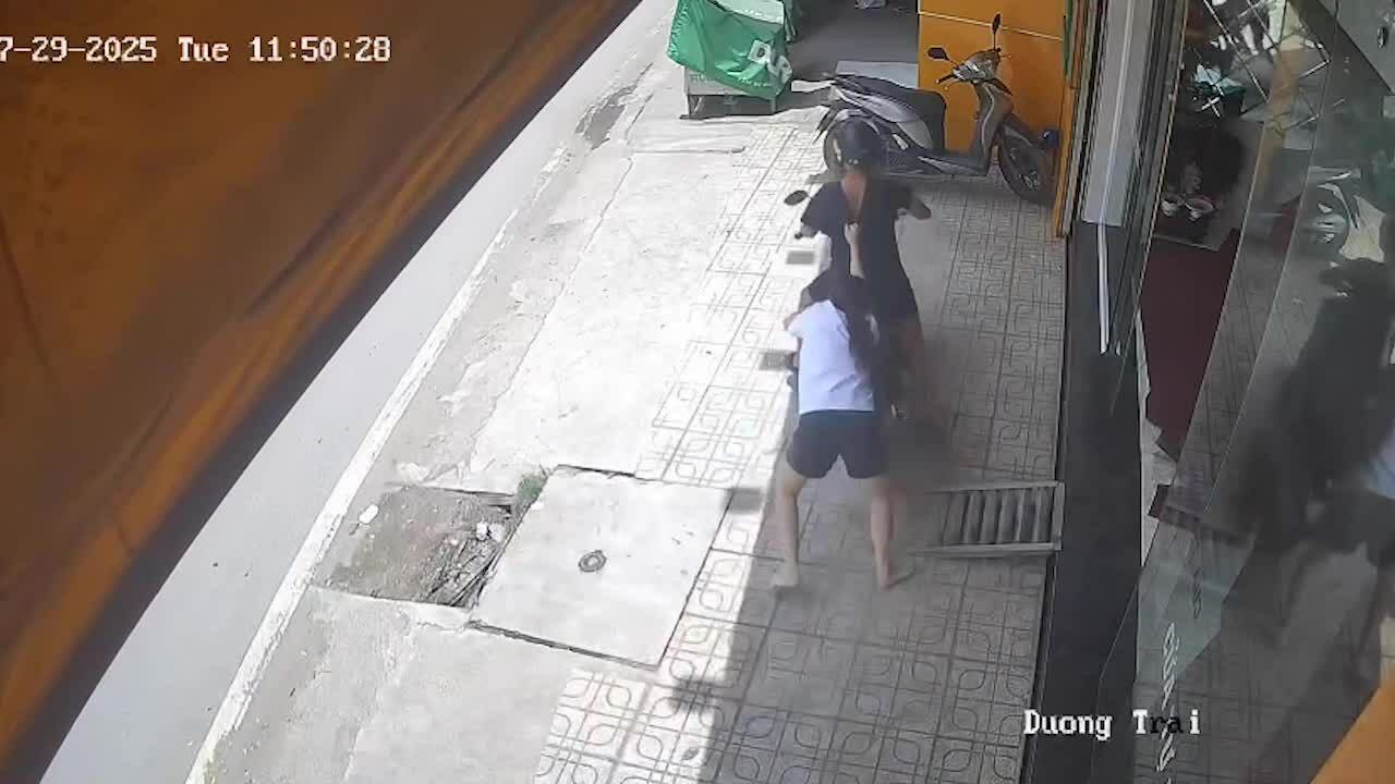 video-cuop-tiem-vang-1753880959 Video Cướp tiệm vàng