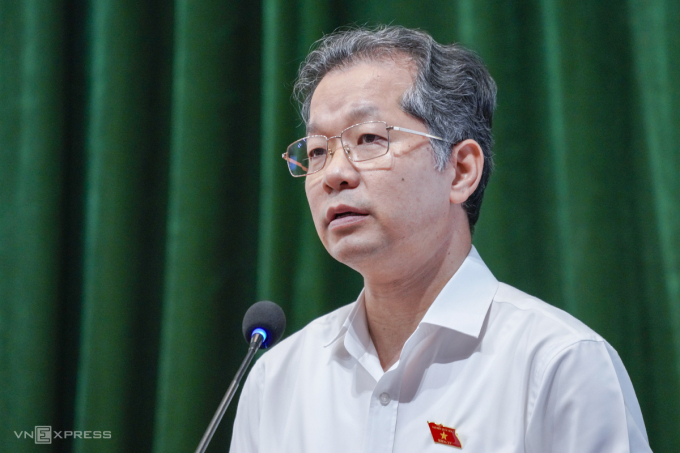 vne0590-jpg-1751623886-3399-1751624062 Bí thư Thành ủy Đà Nẵng Nguyễn Văn Quảng tại buổi tiếp xúc cử tri, ngày 4/7. Ảnh: Nguyễn Đông