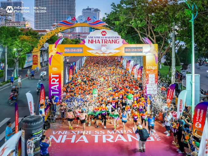 wv5yr3jq4tb8lmhwf3odpqroafop-1-5139-1348-1753267378 VĐV xuất phát tại VnExpress Marathon Nha Trang 2024. Ảnh: VM