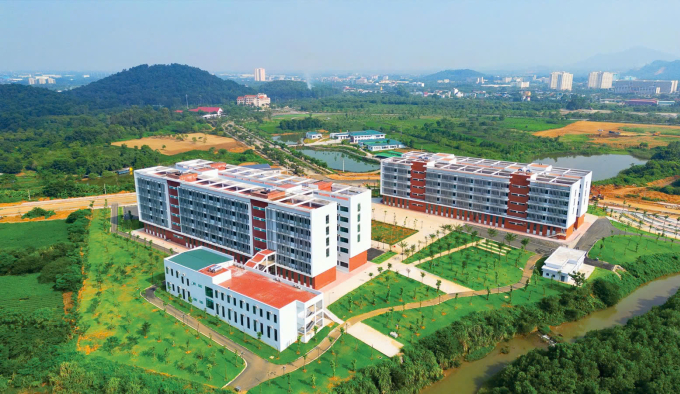 z6793838985326-b951107bfc2de36-5782-3053-1752217032 Khuôn viên Đại học Quốc gia Hà Nội ở Hòa Lạc, Thạch Thất, Hà Nội. Ảnh: VNU