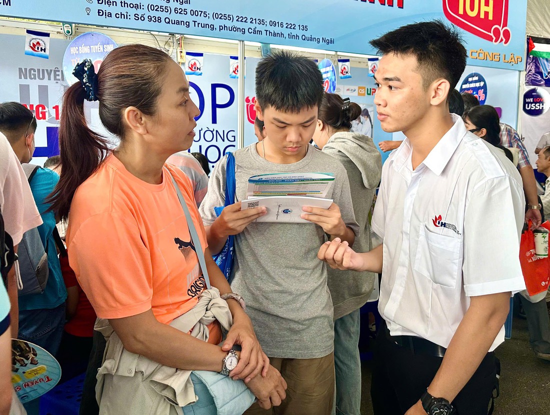 z68203178313583f7f7fb663b71de0ed73baf0b3b354de-1752910980879951035680 nguyện vọng xét tuyển - Ảnh 8.