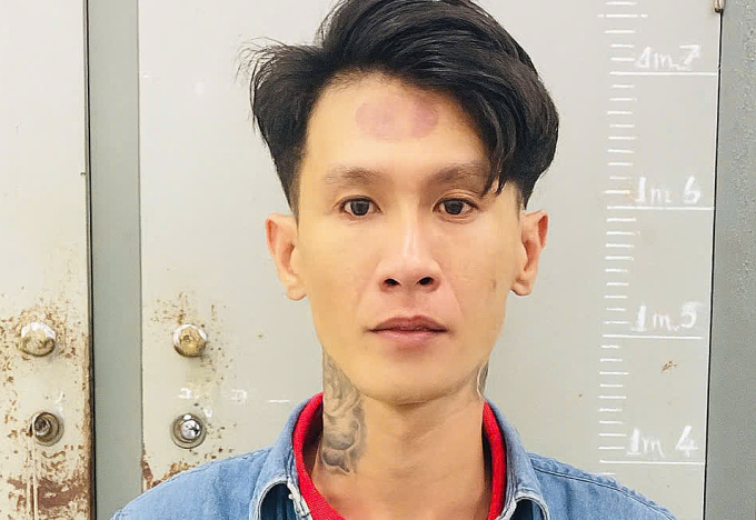z6843440197790-f86642898c055b3-8016-7230-1753521300 Phan Phú Vĩnh tại cơ quan điều tra. Ảnh: Dương Đông