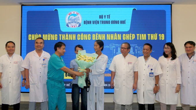 0046e80382970bc95286-1416-1754321479-1 Bệnh nhân ghép tim xuất viện. Ảnh: Lan Hương