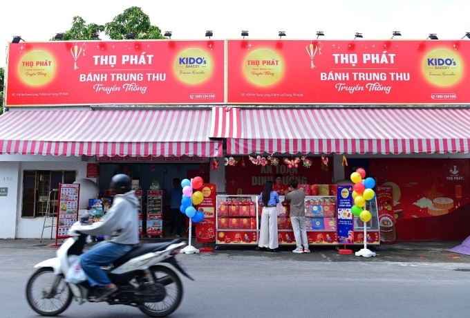 1-1754309810-3622-1754310673 Một cửa hàng bánh trung thu chính hãng miniBAO của KIDO đã mở bán từ cuối tháng 7. Ảnh: KIDO