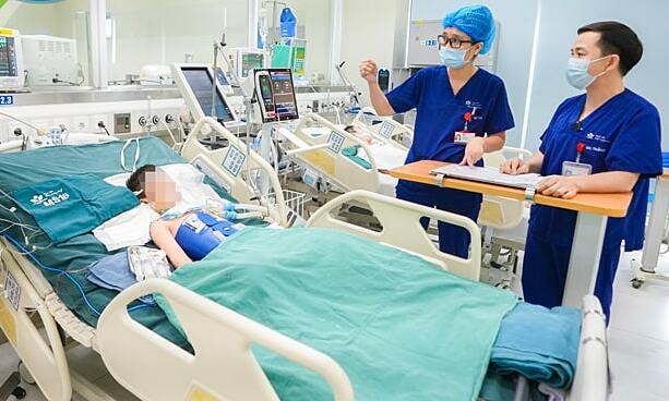 1-1754720159-1754720200-3926-1754720276 Bệnh nhi đuối nước nguy kịch điều trị tại Bệnh viện Nhi Trung ương. Ảnh: Bệnh viện cung cấp