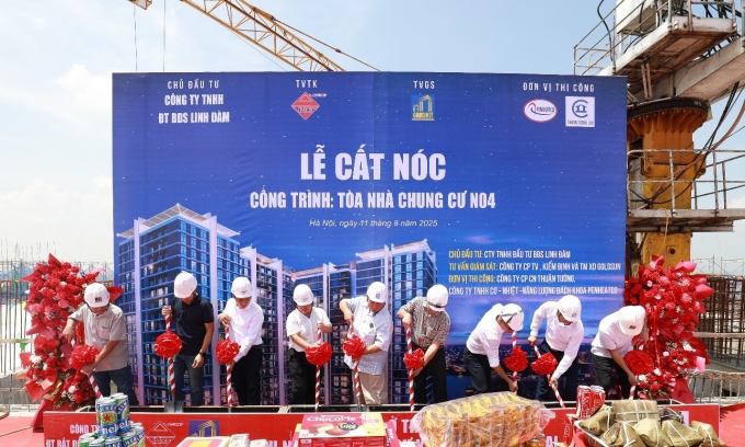 1-1754969061-1154-1754969247 Tòa NO4 dự án Hanoi Melody Residences cất nóc sáng 11/8. Ảnh: CĐT