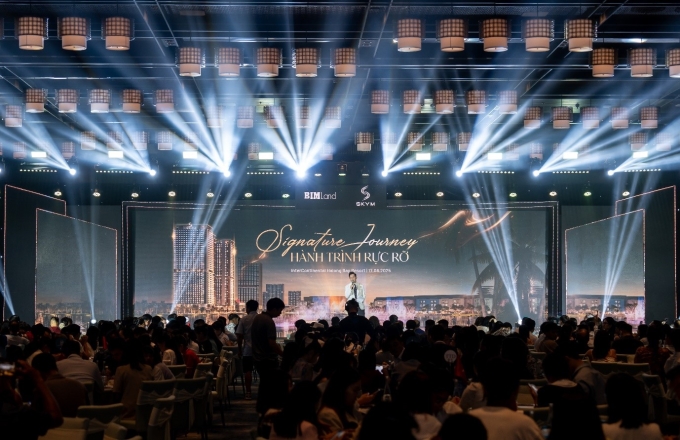 Đông đảo khách mời dự sự kiện Signature Journey - Hành trình rực rỡ.. Ảnh: BIM Land