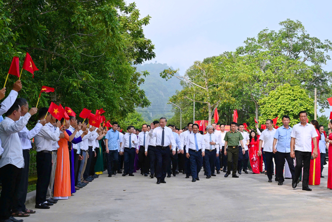 1-jpeg-1755164501-1338-1755164772 Tổng Bí thư Tô Lâm và các đại biểu tại Ngày hội Toàn dân bảo vệ an ninh Tổ quốc, sáng 14/8. Ảnh: Phạm Kiên
