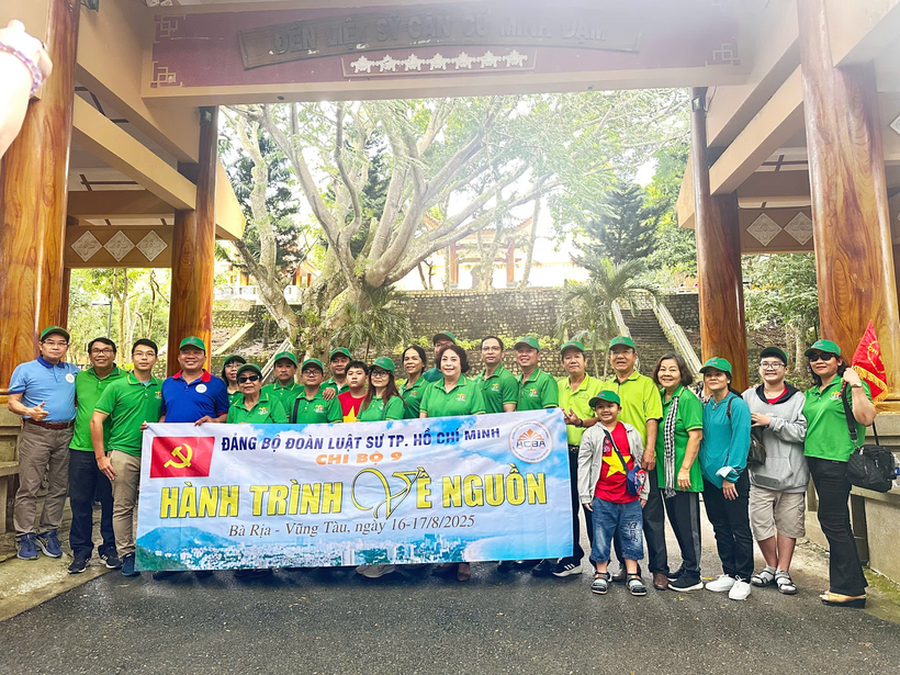 Hành trình về nguồn của Chi bộ 9 Đảng bộ Đoàn Luật sư TP. HCM  - 1