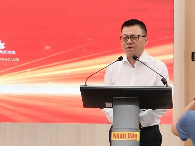 20250811-lhq-hopbaocungvietnam-4628-9318-1755082658 Đồng chí Lê Quốc Minh, Ủy viên BCH Trung ương Đảng, Tổng Biên tập Báo Nhân Dân, Phó Trưởng Ban Tuyên giáo và Dân vận Trung ương, Chủ tịch Hội Nhà báo Việt Nam phát biểu. Ảnh: Vietcombank