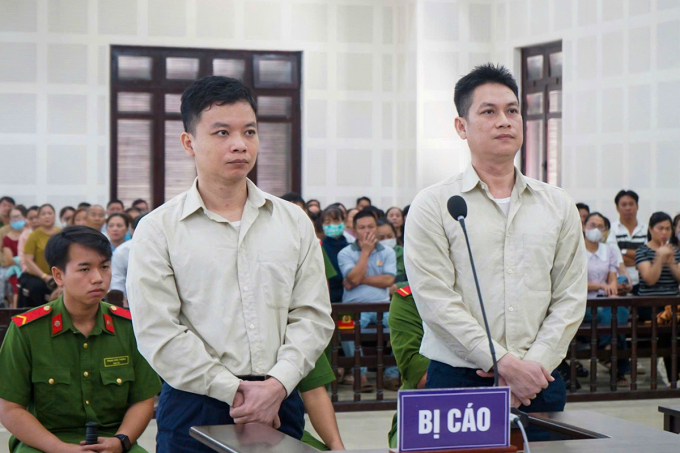 2839202509639079574-1755004778-1667-1755004940 Bị cáo Lê Trọng Linh (trái) và Trương Quốc Thái tại tòa. Ảnh: Ngọc Hoa