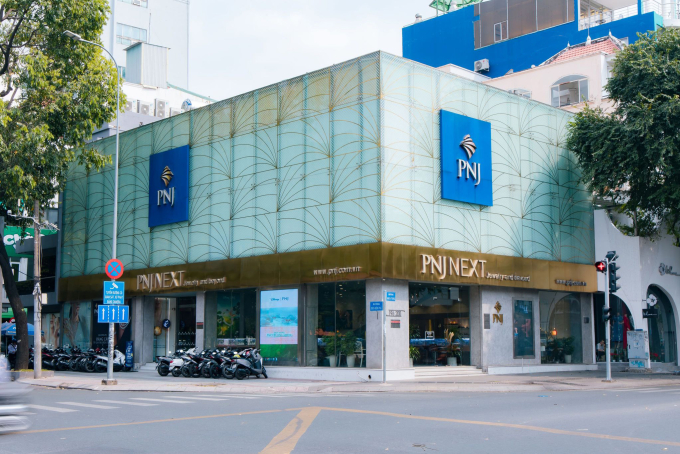 452288290-502285749117628-3719-4061-4288-1755567981 Trung tâm kim hoàn PNJ Next tại TP HCM. Ảnh: Việt Hùng