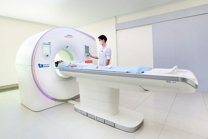 a-nh-ma-y-1-1-1754057413-17540-7469-7099-1754057670 Máy CT Somatom Force VB30 có thể phát hiện sớm tổn thương ở tim. Ảnh: Bệnh viện Đa khoa Tâm Anh
