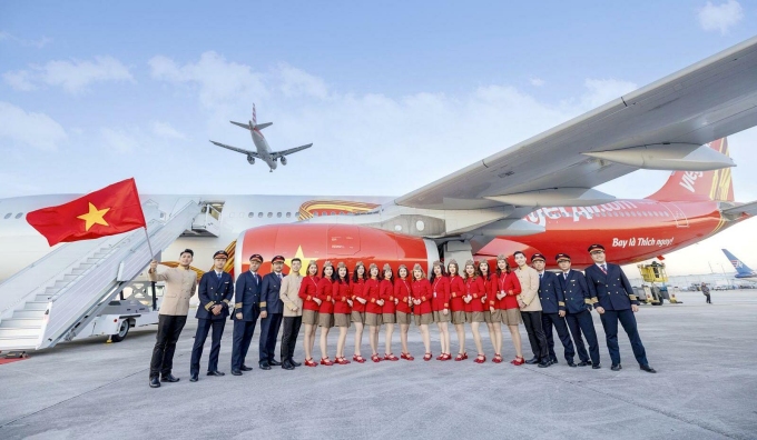 a4-1755349300-1755349322-7020-1755349675 Đội ngũ nhân viên của Vietjet. Ảnh: Đăng Nguyễn