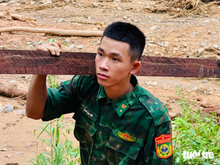 base64-17543217770686535168 trưởng bản - Ảnh 4.