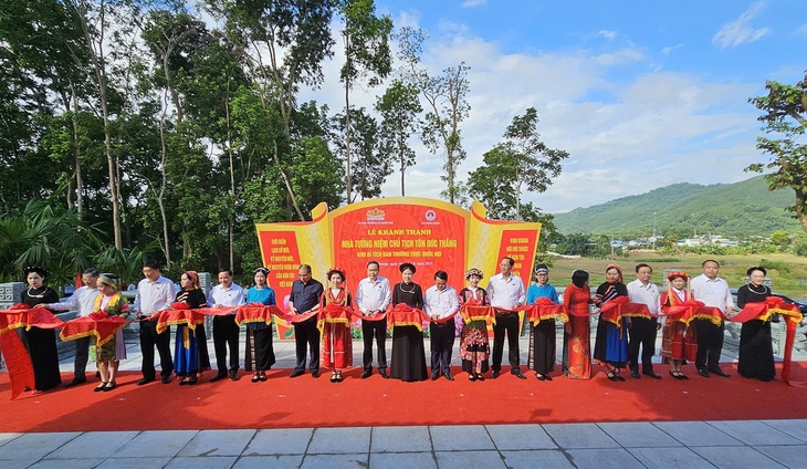 ctqh-a7-17553161333131752530405 Chủ tịch Quốc hội - Ảnh 2.