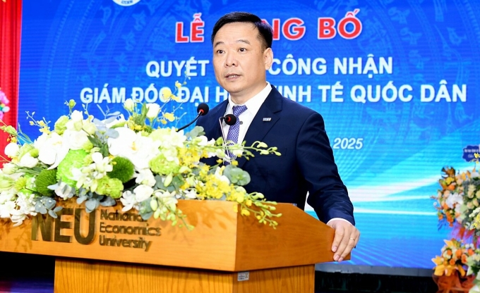 dsc-9389-copy-jpg-1754288779-1-9027-8328-1754289040 PGS.TS Bùi Huy Nhượng tại Lễ công bố công nhận giám đốc Đại học Kinh tế Quốc dân, sáng 4/8. Ảnh: NEU