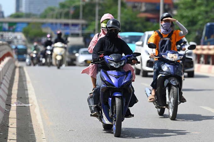 huy-3116-5697-1754231998-jpg-1-5592-8198-1754285946 Hà Nội nắng nóng. Ảnh: Giang Huy
