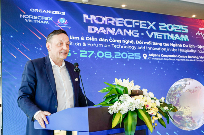 image-extractword-0-out-5818-1755589305 Ông Andre Pierre, Giám đốc điều hành HorecFex Việt Nam phát biểu tại họp báo ra mắt sự kiện. Ảnh: ACC