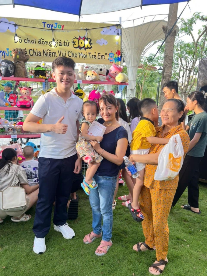 image003-1755592403-5755-1755592987 Long khi thực hiện dự án Toy Joy. Ảnh: Nhân vật cung cấp