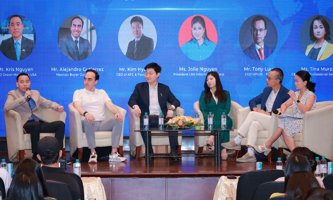 img-1688-1754399318-1754399345-8807-1754399681 Các chuyên gia tại buổi tọa đàm ngày 5/8. Ảnh ban tổ chức