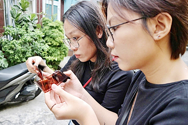 may-phim-1-17547144924332090770503 máy chụp phim - Ảnh 3.